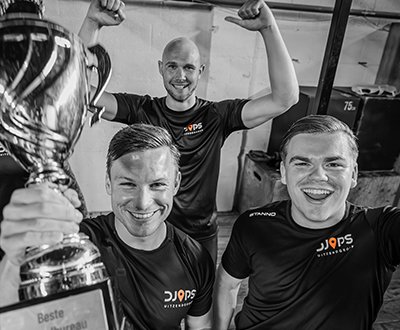 Ambitieus - collega's van Djops